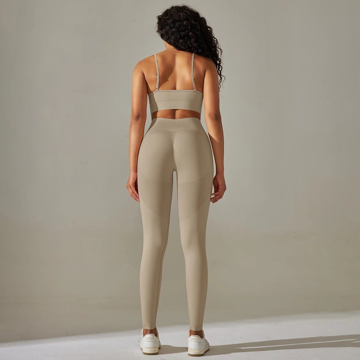 Seamless Yoga Set Camisole Bra Leggings Set Fitness Tracksuit Women Gym Sportswear High Waist Hip Lift Leggings Crop Top Suit